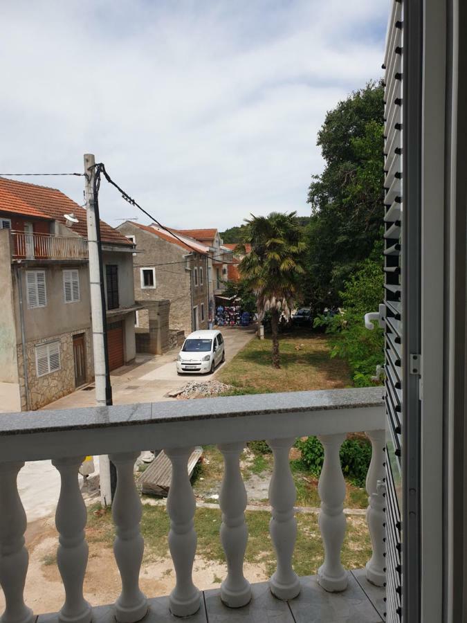 Apartments Martinovic By The Sea Kukljica Dış mekan fotoğraf