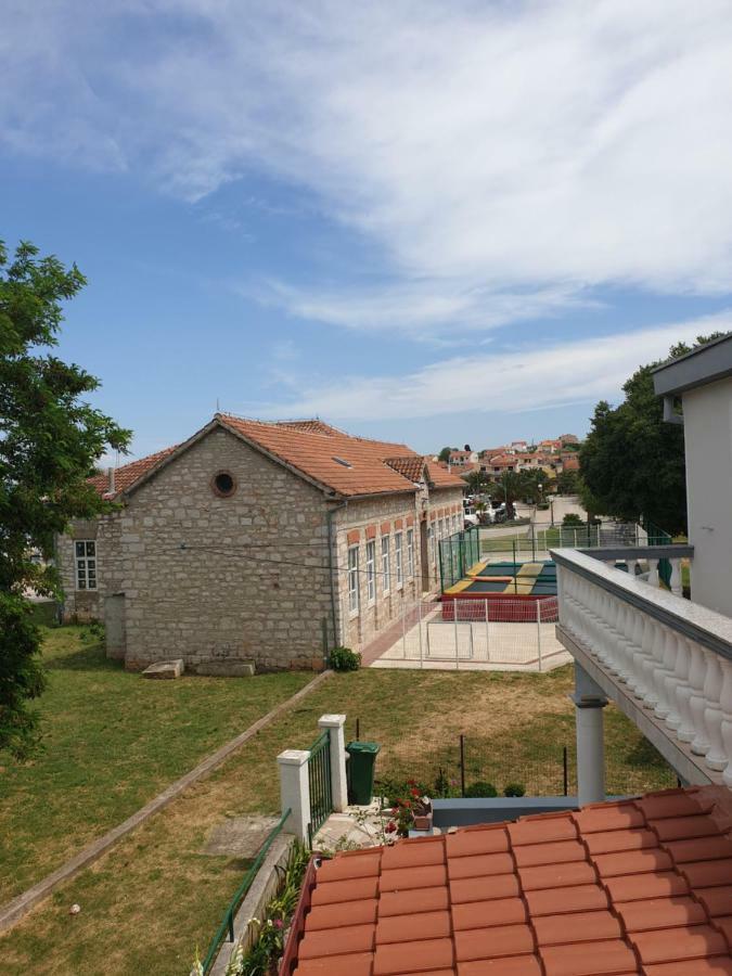 Apartments Martinovic By The Sea Kukljica Dış mekan fotoğraf