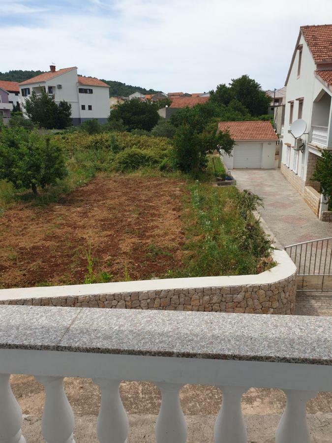 Apartments Martinovic By The Sea Kukljica Dış mekan fotoğraf